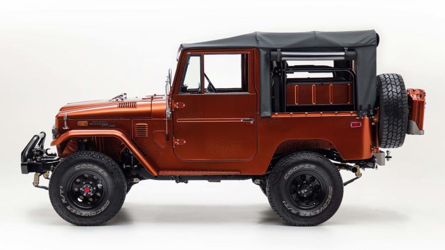  Toyota Land Cruiser (FJ40) 1972 года  (фото 4 из 49)